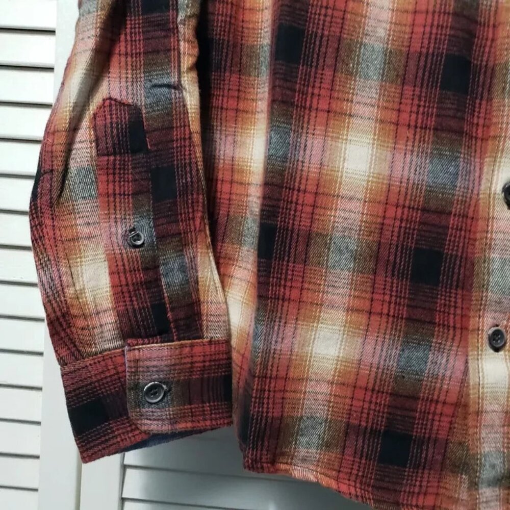 NWT Tailor Vintage Flannel Button Down Shirt Men's Small Maple Lodge Plaid - Picture 5 of 9